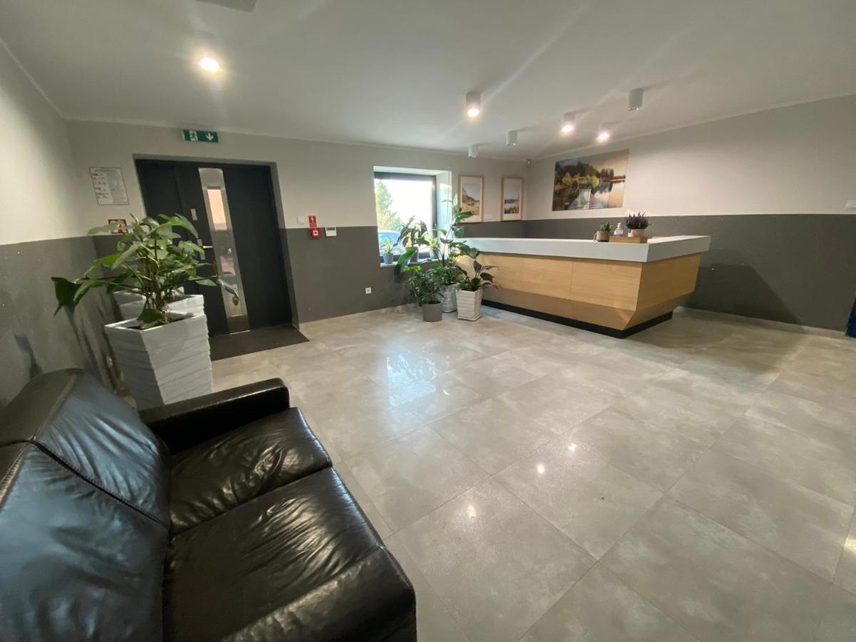 Hotelik Nad Zalewem 10 Km Od Legnicy Legnica Buitenkant foto