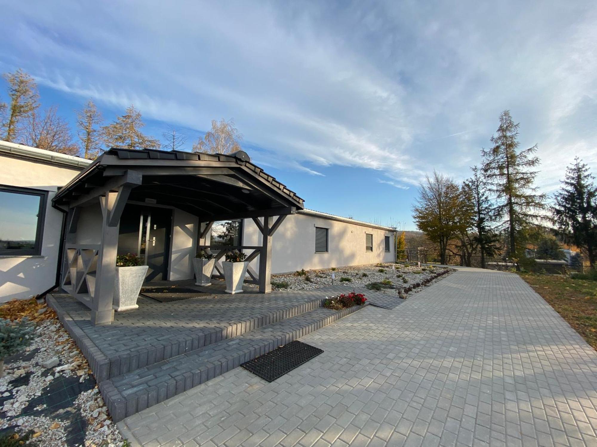 Hotelik Nad Zalewem 10 Km Od Legnicy Legnica Buitenkant foto