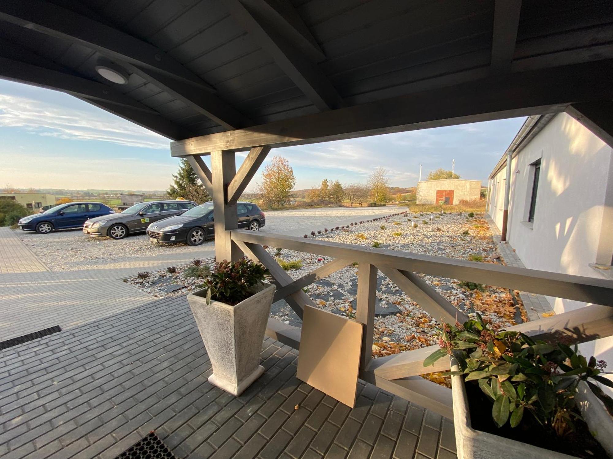 Hotelik Nad Zalewem 10 Km Od Legnicy Legnica Buitenkant foto